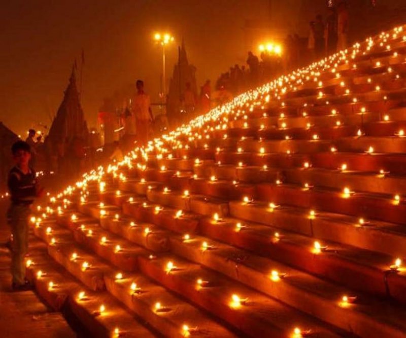 Dev Diwali: जानिए कार्तिक पूर्णिमा को क्यों मनाया जाता है, देव दीपावली दीपोत्सव