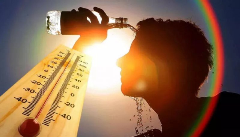 Lucknow Weather Today: गर्म हवा के थपेड़ों से लखनऊ बेहाल, अगले 15 दिन कहर  बरपाएगी गर्मी...जानें आज का हाल | News Track in Hindi