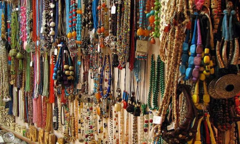Haridwar Famous Shopping Markets: पर्यटकों के शॉपिंग के लिए बेस्ट है हरिद्वार का ‘बड़ा बाजार’, जानिए खासियत
