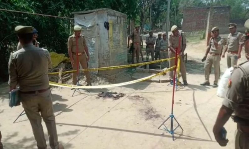 Fatehpur News: घर के बाहर सो रहे युवक की धारदार हथियार से हत्या, पुलिस ने जताया प्रेम-प्रसंग के मामले का अंदेशा