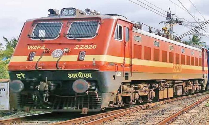 Lucknow to Patna Trains: लखनऊ से पटना तक का सफर आसान करती हैं यह ट्रेन, जानिए टिकट प्राइस और टाइम