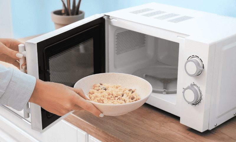 Best Microwave Ovens Price: बड़े परिवारों के लिए खरीदें बेस्ट माइक्रोवेव ओवन, अब खाना बनाना होगा आसान