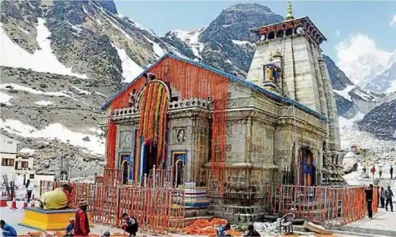 Kedarnath Dham: केदारनाथ धाम के कपाट खुले, दर्शन के लिए उमड़े श्रद्धालु, जानें दर्शन करने की टाइमिंग