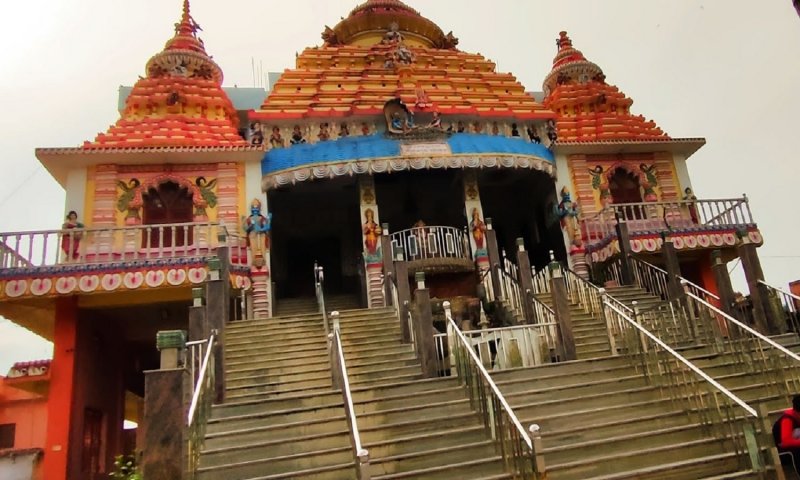 Famous Mandir In Ballia: फेमस हैं बलिया के यह मंदिर, जहां हर साल आते हैं हजारों लोग
