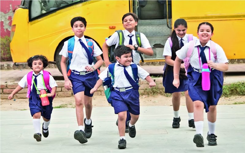 School Holidays in May 2023: मई में इतने दिन बंद रहेंगे स्कूल, इन राज्यों में हुईं गर्मी की छुटि्टयां, देखें पूरी लिस्ट