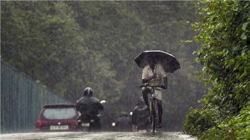 Lucknow Weather Today: लखनऊ में झमाझम हुई बारिश, 3 मई तक राजधानी का मौसम रहेगा खुशगवार