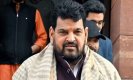Brij Bhushan Sharan Singh: अयोध्या पहुंचे बृजभूषण सिंह गुरु भाई ज्ञानदास से मिले, कैमरे के सामने दोनों हुए भावुक