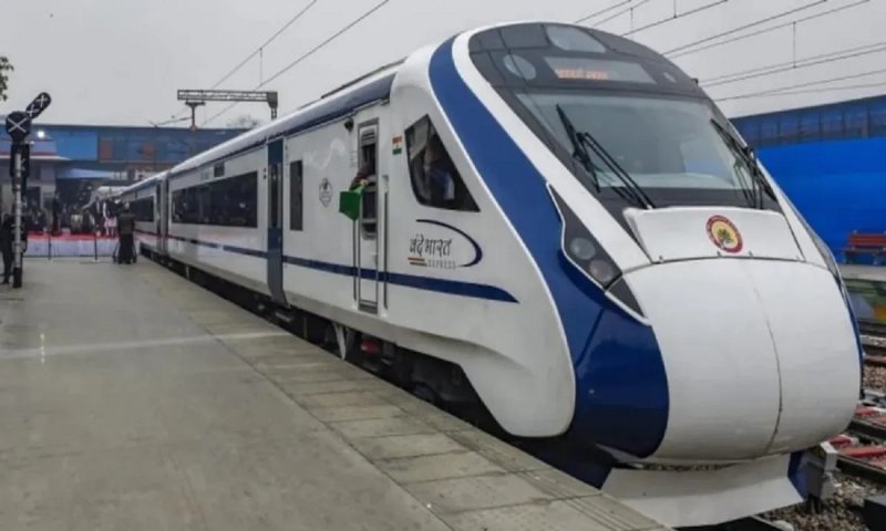 Luknow to Kanpur Vande Bharat Train: लखनऊ से कानपुर तक स्टार्ट हुई मेट्रो, जानिए क्या है मेट्रो रूट