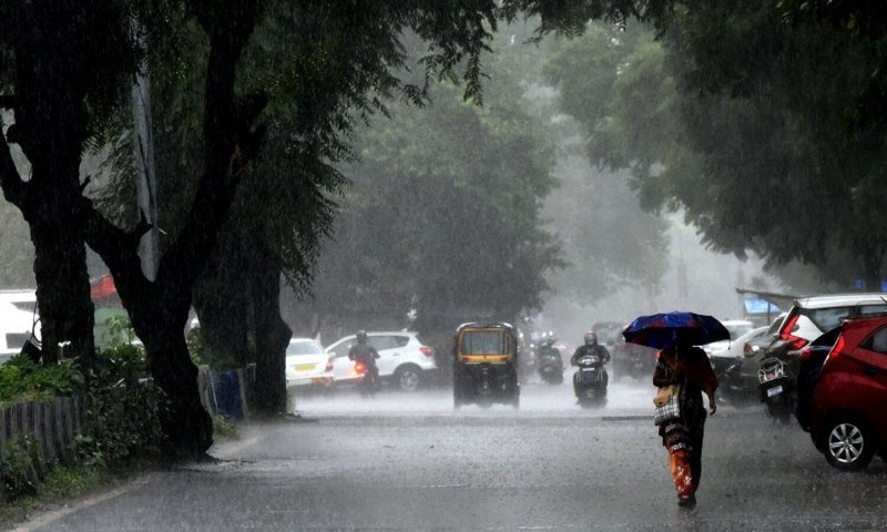 Heavy to very heavy Rain Lashes Parts Of Delhi-NCR, IMD Predicts More Showers