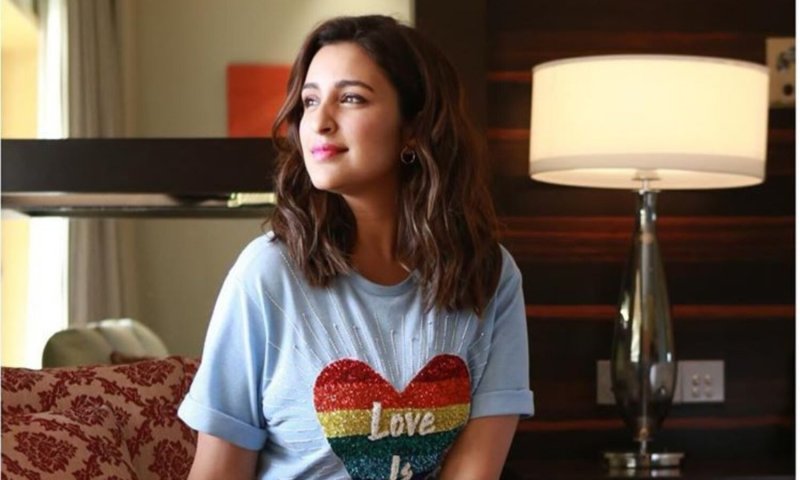 Parineeti Chopra Lifestyle: बेहद पढ़ी लिखी हैं परिणीति चोपड़ा, इस तरह चुनी एक्टिंग की राह, जानें लाइफस्टाइल