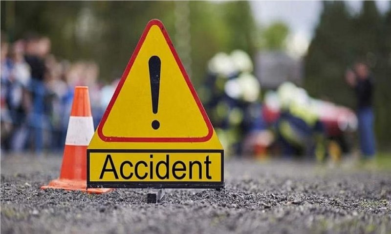Jharkhand Accident: झारखंड में भीषण सड़क हादसा, पिकअप वैन पलटी, 5 लोगों की दर्दनाक मौत, 29 जख्मी