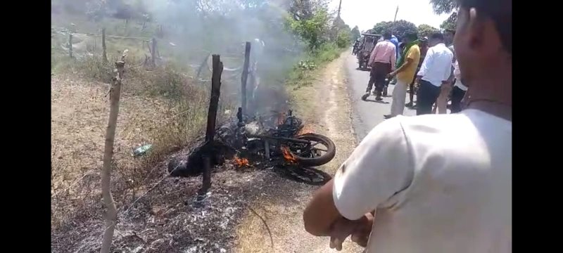 Barabanki News: जिंदा जला बाइक सवार, बिजली विभाग की बड़ी लापरवाही, सिर पर गिरा हाइटेंशन लाइन का तार