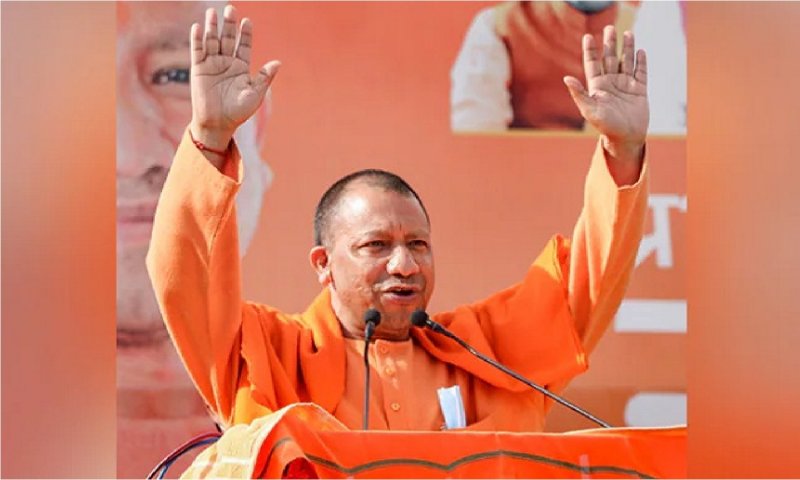 CM Yogi in Karnataka: बजरंग दल को बैन करने का मतलब हिंदुओं की आस्था के साथ खिलवाड़, बोले सीएम - योगी