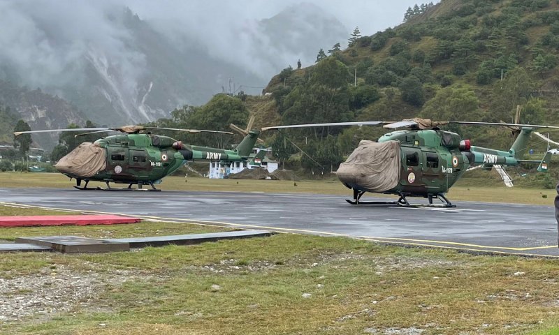 ALH Dhruv: किश्तवाड़ दुर्घटना के बाद रक्षा मंत्रालय ने ALH ध्रुव हेलिकॉप्टरों के संचालन पर रोक लगाई