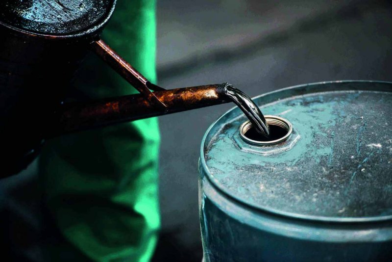 Crude Oil: रूसी तेल और रहस्य के घेरे में मुंबई की अनजान तेल शिपिंग कम्पनी