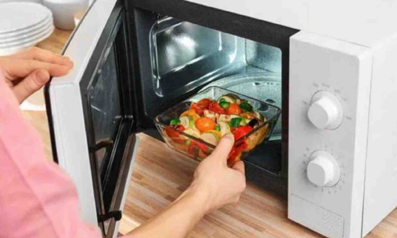 Top 10 Best Microwave Ovens: किचन के लिए ऑनलाइन खरीदें बेस्ट माइक्रोवेव ओवन, जाने कीमत और ऑफर्स