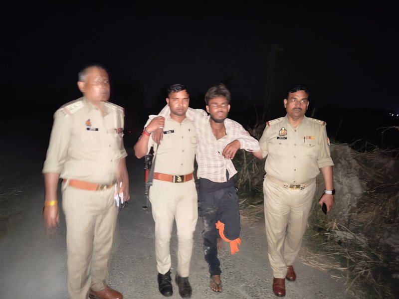 Mathura News: मुठभेड़ में लुटेरा घायल,मथुरा पुलिस की हुई अलीगढ़ के बदमाश से मुठभेड़