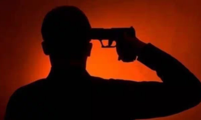 Lucknow News: रिटायर्ड आईएएस अफसर के बेटे ने खुद को मारी गोली, मौत