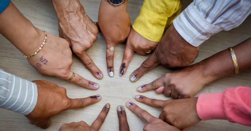 Live |  UP Bypoll Election Result Live Updates: छानबे से रिंकी कोल और स्वार सीट में शफीक अहमद विजयी, भाजपा गठबंधन की हुई जीत