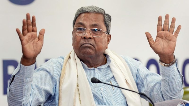 Karnataka Election Result: कांग्रेस की बढ़त के बाद CM पद को लेकर खींचतान तेज, सिद्धारमैया के बेटे ने की पिता की वकालत