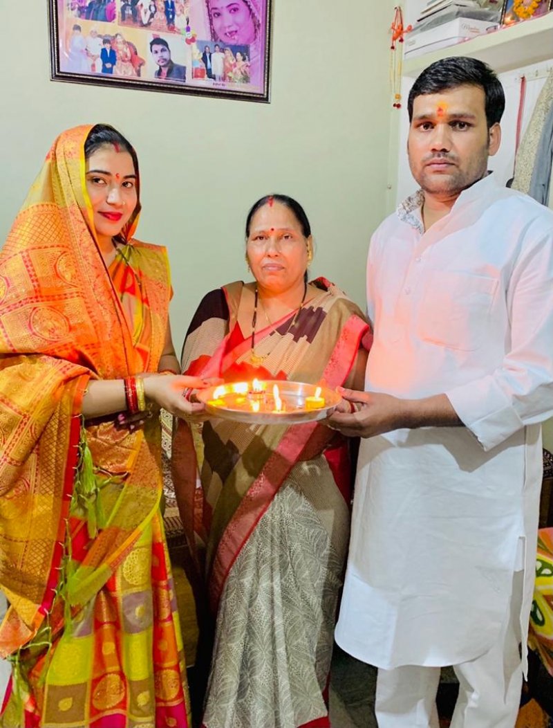 Kanpur News: मां, बेटा और अब बहू बनी पार्षद, प्रतिद्वंदी को 5000 मतों से हराया
