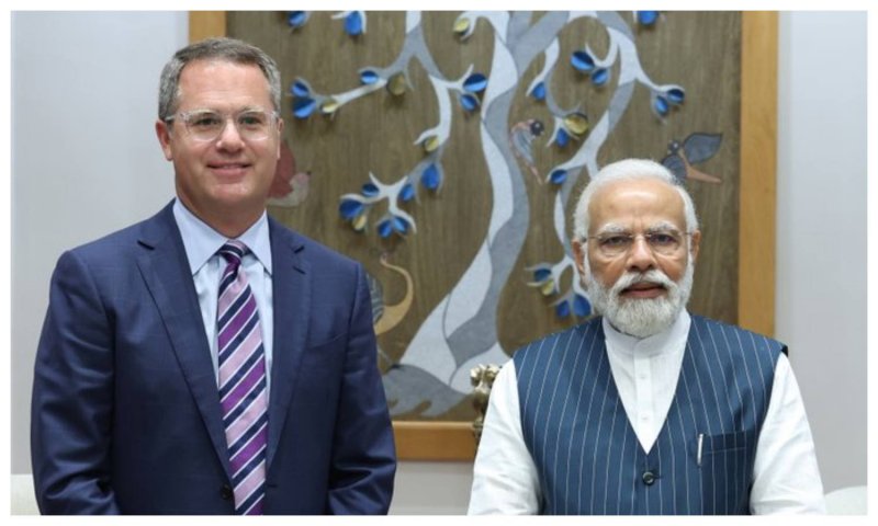 Walmart CEO Meet PM Modi: प्रधानमंत्री मोदी से मिले वॉलमार्ट के सीईओ डग मैकमिलन, सालाना 10 अरब डॉलर निर्याता का वादा