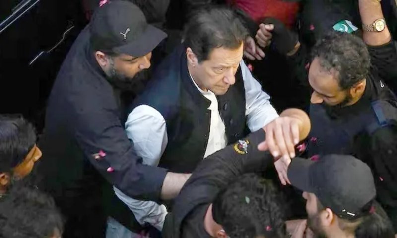 Imran Khan Arrest Update: क्या होगा अब इमरान खान का, आर्मी एक्ट के तहत होगा एक्शन