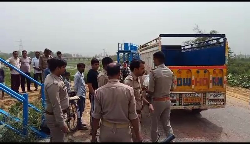 Aligarh News: नहर में मिला 45 वर्षीय व्यक्ति की शव, नहीं हुई शिनाख्त, जांच में जुटी पुलिस