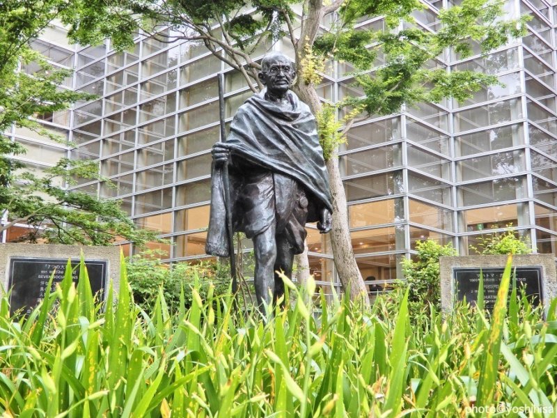 Gandhi Statue In Japan : हिरोशिमा में महात्मा गांधी - ताकि फिर न करे इंसान ऐसी तबाही