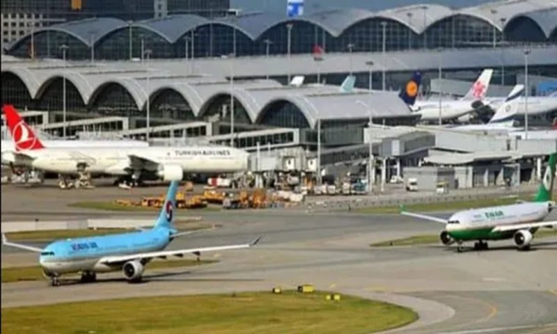 Lucknow Airport Flight Status: अब लखनऊ से दिल्ली-मुंबई जाने वाली फ्लाइट्स् नहीं होंगी लेट, एयरपोर्ट प्रबंधन ने उठाया ये कदम