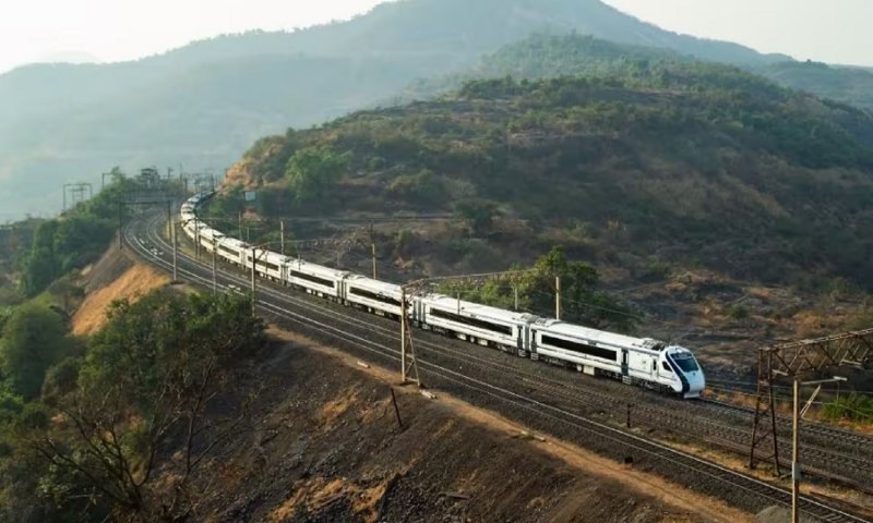 New Delhi Vande Bharat Express: अब इन हिल स्टेशन तक जाएगी वंदे भारत ट्रेन, जानिए रूट और स्टॉपेज स्टेशन