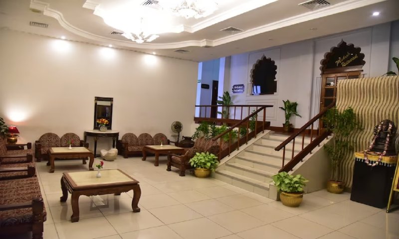 Gomti Hotel in Lucknow: बेस्ट है लखनऊ का गोमती होटल, जहां ठहरने के लिए एडवांस बुकिंग करते हैं टूरिस्ट