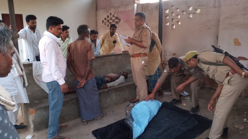 Sonbhadra News: सोनभद्र में आसमानी कहर, एक युवक और दो मवेशियों की मौत
