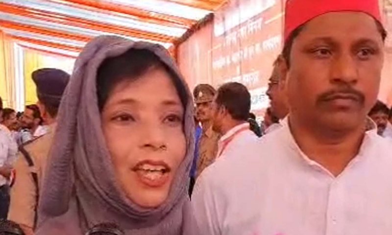 Aligarh News: शपथ ग्रहण समारोह में पंडाल में गूंजा अल्लाह हू अकबर, मुस्लिम महिला पार्षद ने लगाया नारा