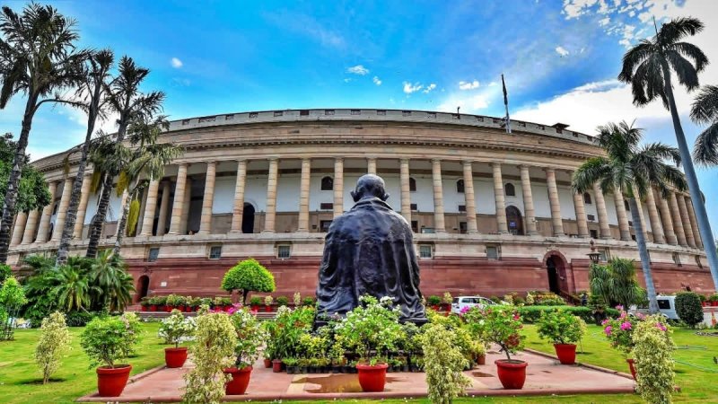 Old Parliament Memory: 96 साल के इतिहास में कई महत्वपूर्ण पलों की साक्षी रही है पुरानी संसद
