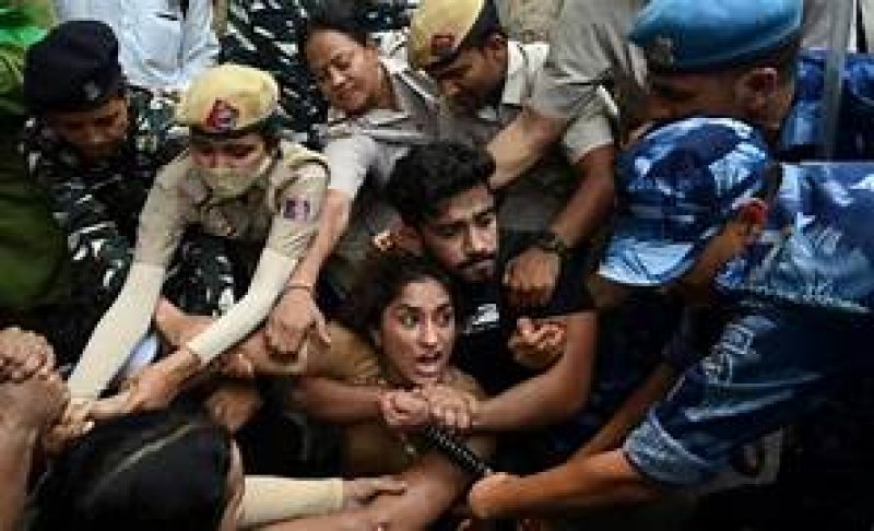 Wrestlers Protest: पहलवानों पर हुए एक्शन पर आई दिल्ली पुलिस की सफाई, दोबारा धरना देने को लेकर कही ये बात