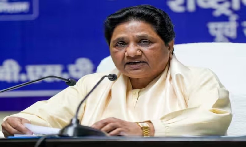 Mayawati: एमएलसी चुनाव को लेकर मायावती ने लिया सपा को आड़े हाथ, बोलीं – हार निश्चित थी, फिर भी दलित-ओबीसी उम्मीदवार उतार