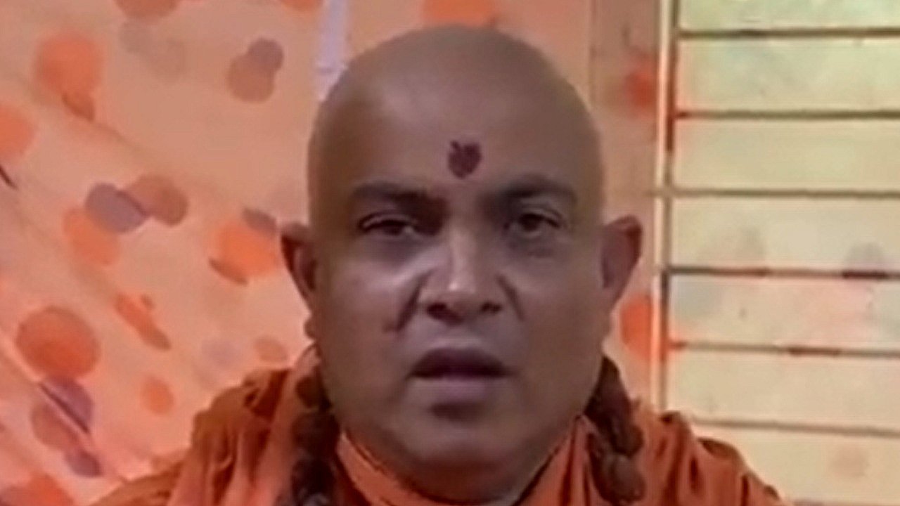 मनोज मुन्तशिर को इस संत ने कहा लफंगा लेखक !