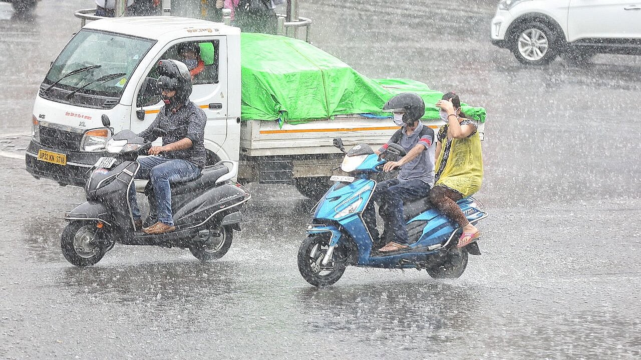 weather today live update 30 june 2023 heavy rain alert in up bihar aaj ka mausam ki taza