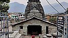 Uttarakhand: उत्तराखंड के इस ऐतिहासिक मंदिर पर मंडरा रहा खतरा, ढांचे के एक तरफ झुकने से मचा हड़कंप