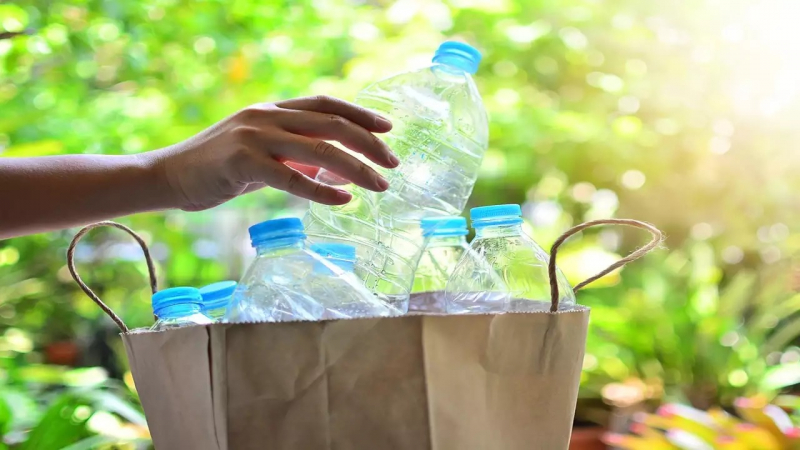 Plastic Causing Cancer: प्लास्टिक बोतलों का खतरनाक सच, कैंसर पैदा करने वाले केमिकल
