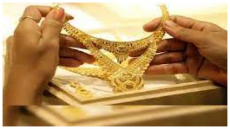 Lucknow Gold Silver Price Today: सोना हुआ महंगा, चांदी की कीमतों में भी आया उछाल, आज क्या हैं 24 कैरेस सोने के रेट