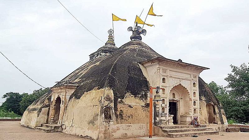 Kanpur news:भीतरगांव के इस मंदिर ने बताया अबकी मानसून रहेगा कमजोर,बेहटा बुजुर्ग गांव का मंदिर मानसून के लिए है प्रसिद्ध