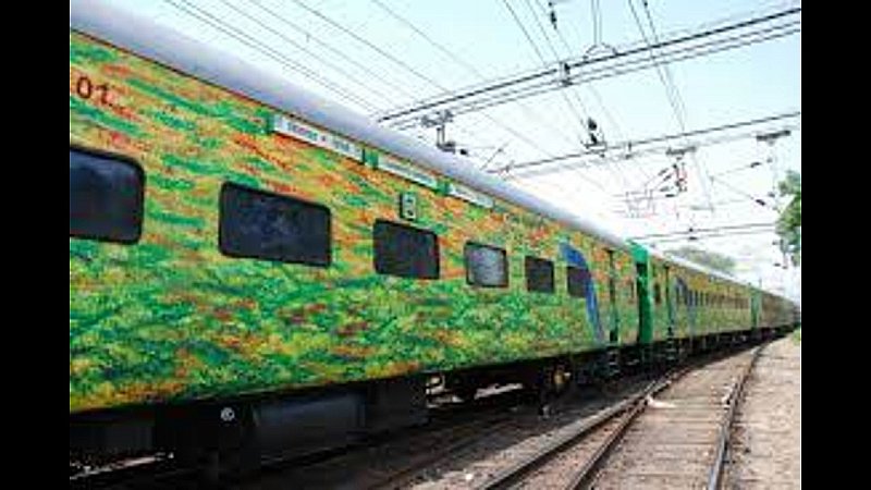 Indian Railway: आखिर कैसे रखे जाते हैं भारतीय रेल की ट्रेनों के नाम, दुरंतों से शताब्दी तक जानिए कारण और इतिहास