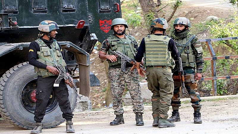 Jammu kashmir Encounter Update: कुपवाड़ा में भीषण एनकाउंटर, ताबड़तोड़ चली गोलीबारी, मारे गए 5 आतंकी