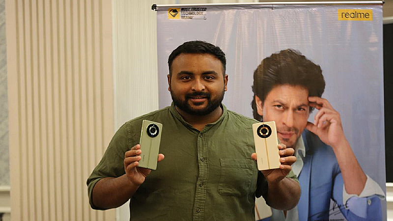 Realme 11 Pro Sale: भारत में शुरू हुई इस फोन की सेल, जाने प्राइस और ऑफर्स