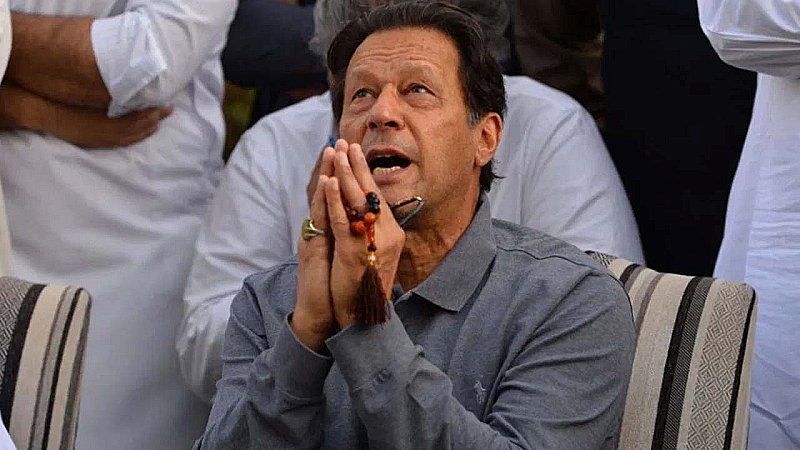 Pakistan News: सरकार ने इमरान खान पर टोटल मीडिया लगा दिया बैन