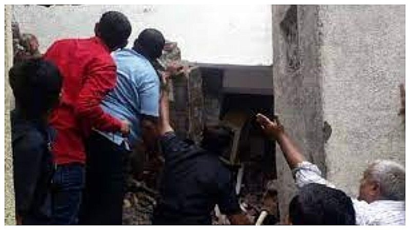 Gujarat News: जामनगर में तीन मंजिला बिल्डिंग ढही , एक बच्चे समेत चार की मौत