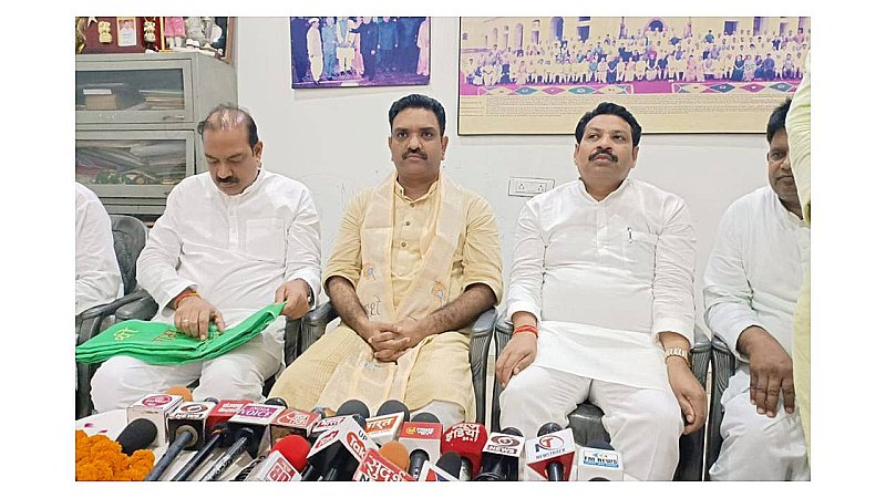 Bulandshahr News: योगी के मंत्री का बड़ा बयान, बोले-भाजपा यूपी में जीतेगी सभी 80 सीटें, यानि विपक्ष को मिलेगा अण्डा!
