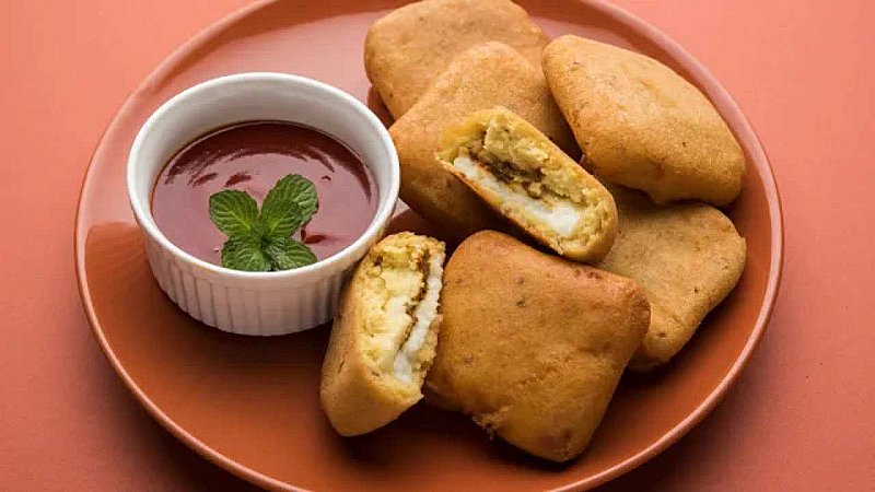 Paneer Pakoda Recipe in Hindi: बारिश में बनाए पनीर के पकौड़े, जिसे खाकर लोग चाटते रह जायेंगे अपनी अंगुलियां